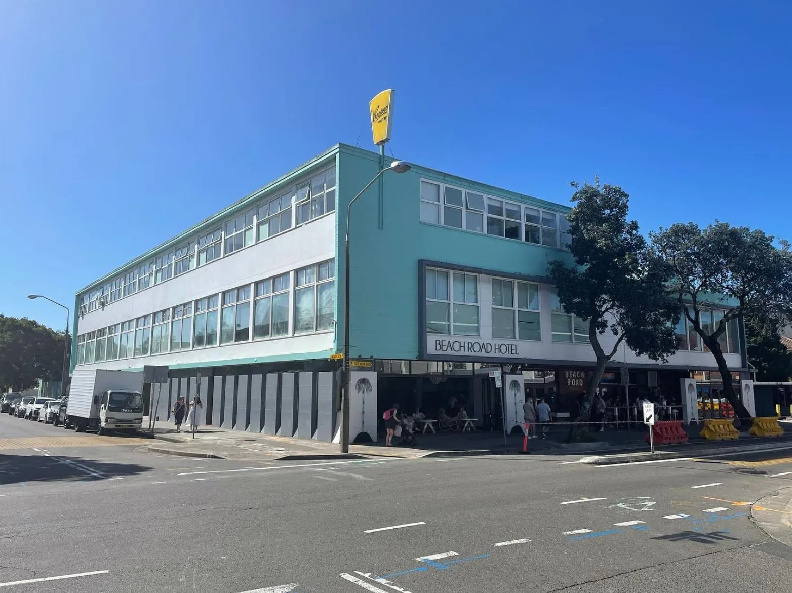 Beach Road Hotel