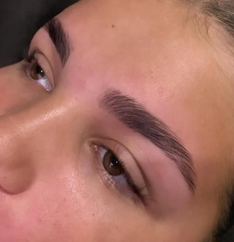 Qualified For Brow Lamination